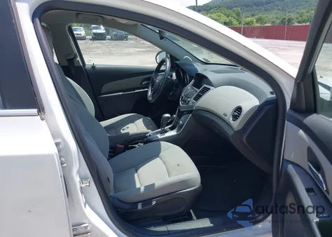 2015 Chevrolet Cruze 1Lt Auto из США, поврежденный, VIN 1G1PC5SB5F7163737